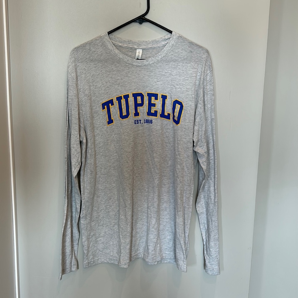 Women’s Long Sleeve Graphic T-Shirt